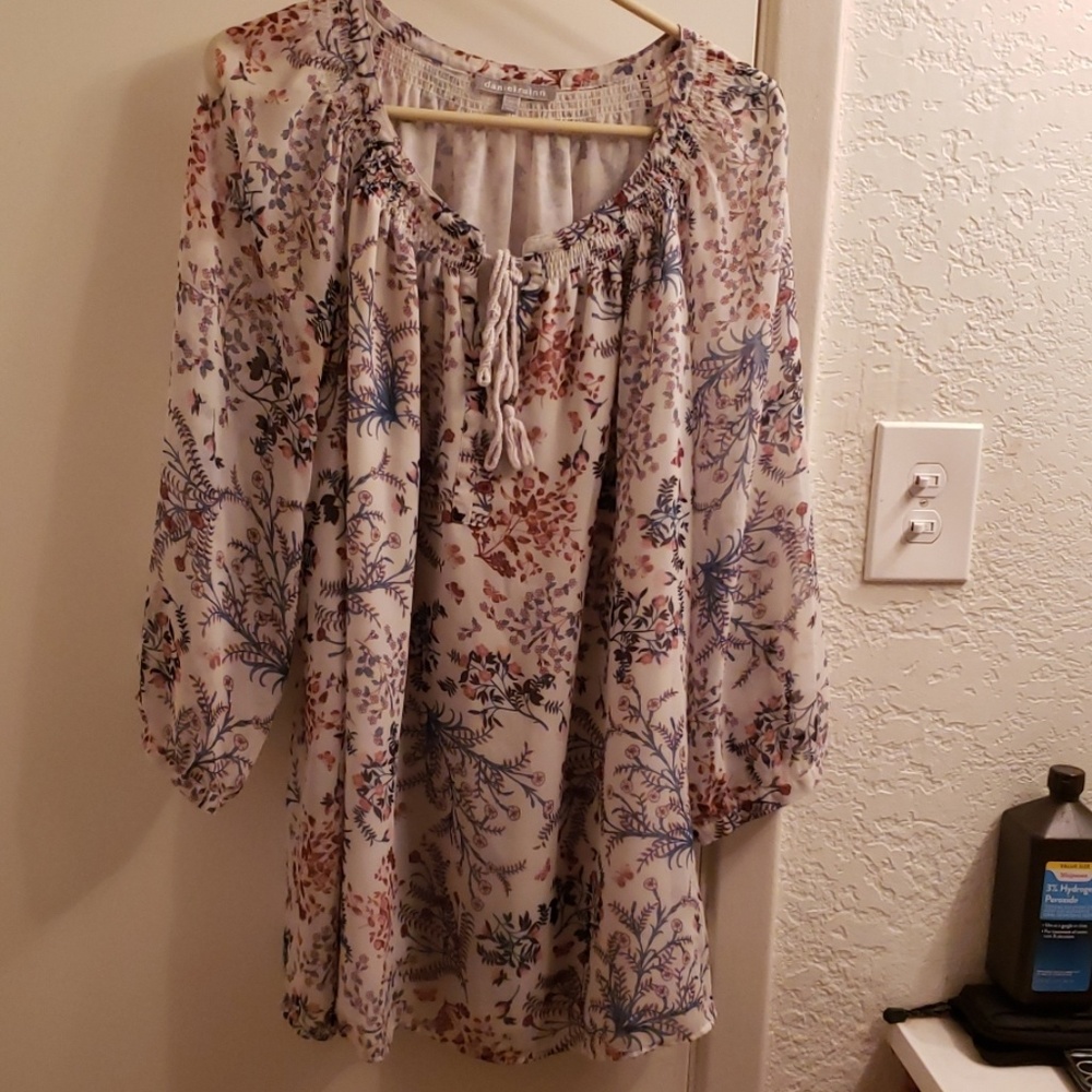 Floral top
